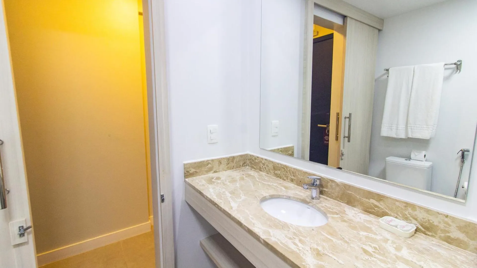Hotel Garvey Apto 623 Brasília Lejlighed