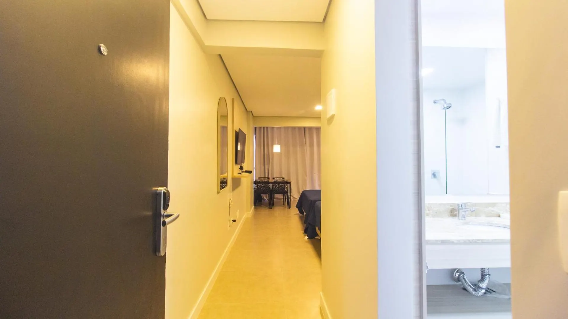 Hotel Garvey Apto 623 Brasília